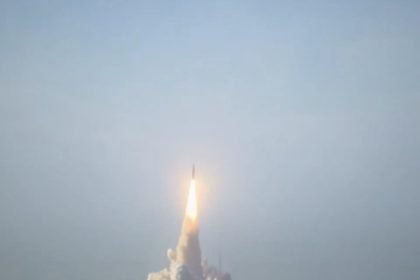 Artemis II a décollé : la NASA envoie quatre astronautes vers la Lune