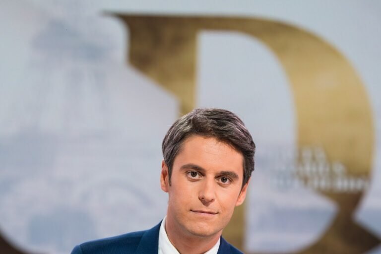 Gabriel attal : l'homme libre qui prépare 2027
