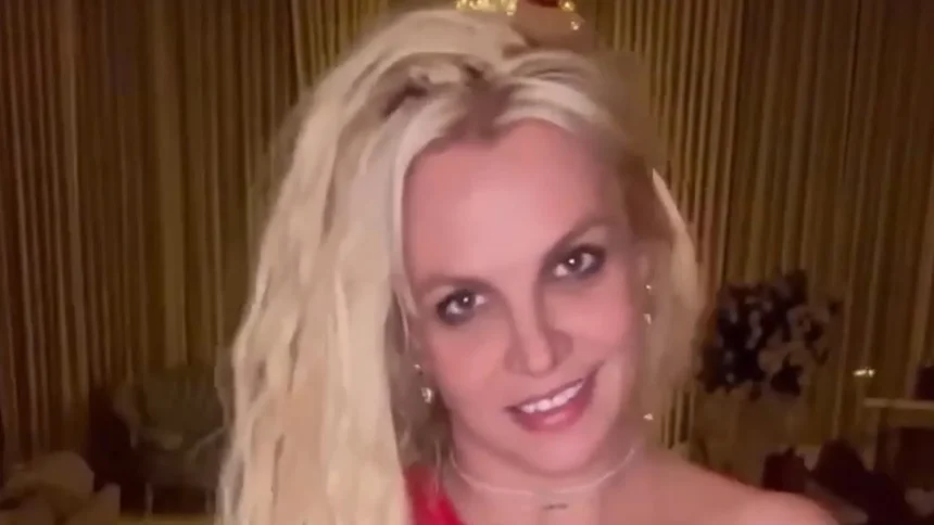 Britney Spears entre volontairement en cure de désintoxication