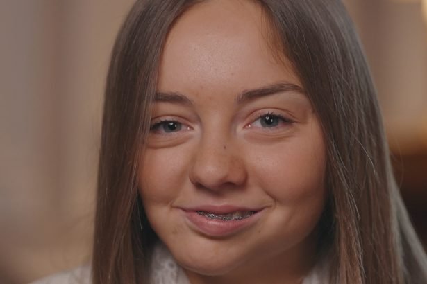 Charlotte raconte sa maladie et The Voice Kids dans Sept à Huit