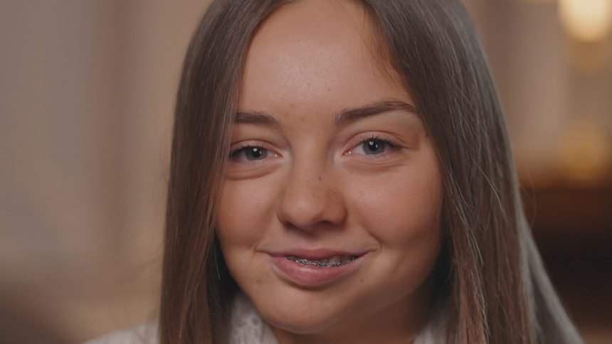 Charlotte raconte sa maladie et The Voice Kids dans Sept à Huit
