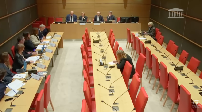 L’AJSPI dénonce une audition sur les sciences sans journalistes