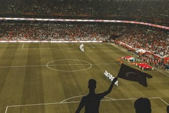 Ligue 1 : Lyon s’impose au Parc et monte sur le podium