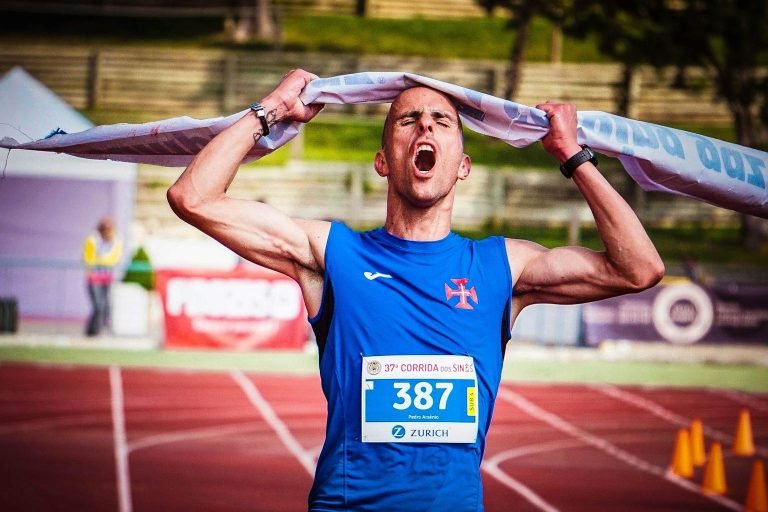 Marathon de Paris : 60 000 coureurs paralysent la ville