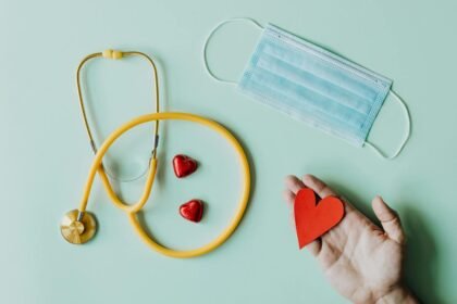 Mutuelle 2026 : les 5 critères pour payer moins sans changer de médecin Mutuelle : comment bien choisir sa complémentaire