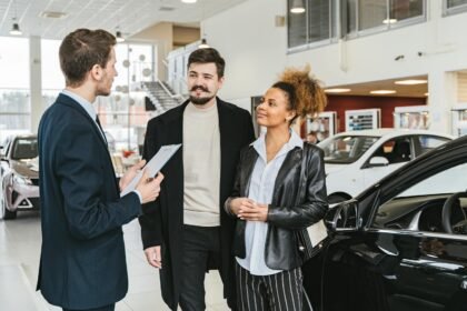 Voiture d'occasion : éviter les arnaques en 2026