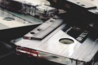 Albi : le 1er championnat du monde de rembobinage de cassettes