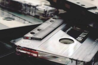 Albi : le 1er championnat du monde de rembobinage de cassettes