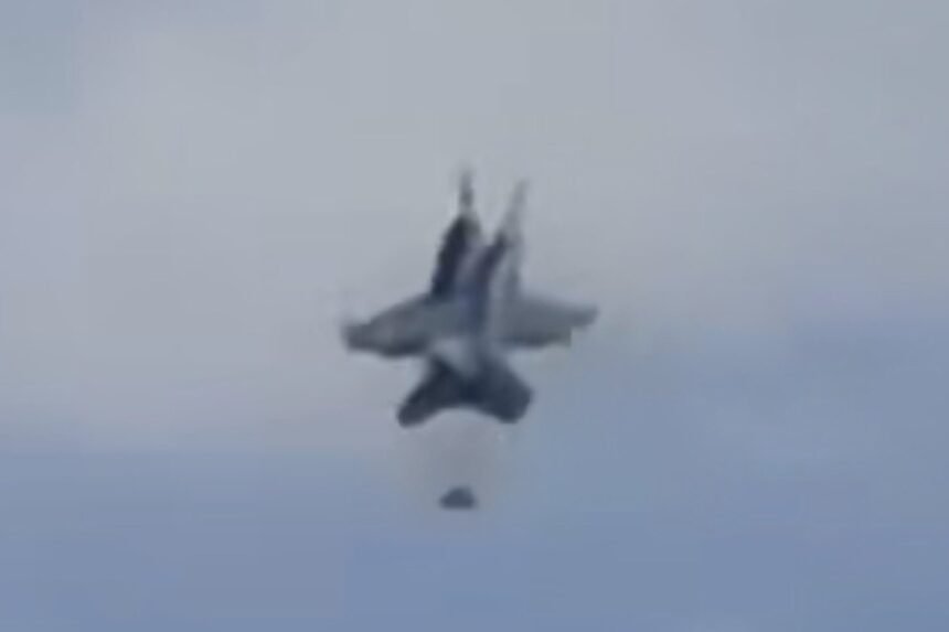 Deux avions de la Marine s'écrasent lors d'un meeting en Idaho