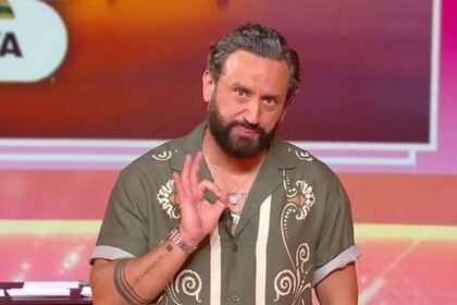 Cyril Hanouna sur un plateau de télévision