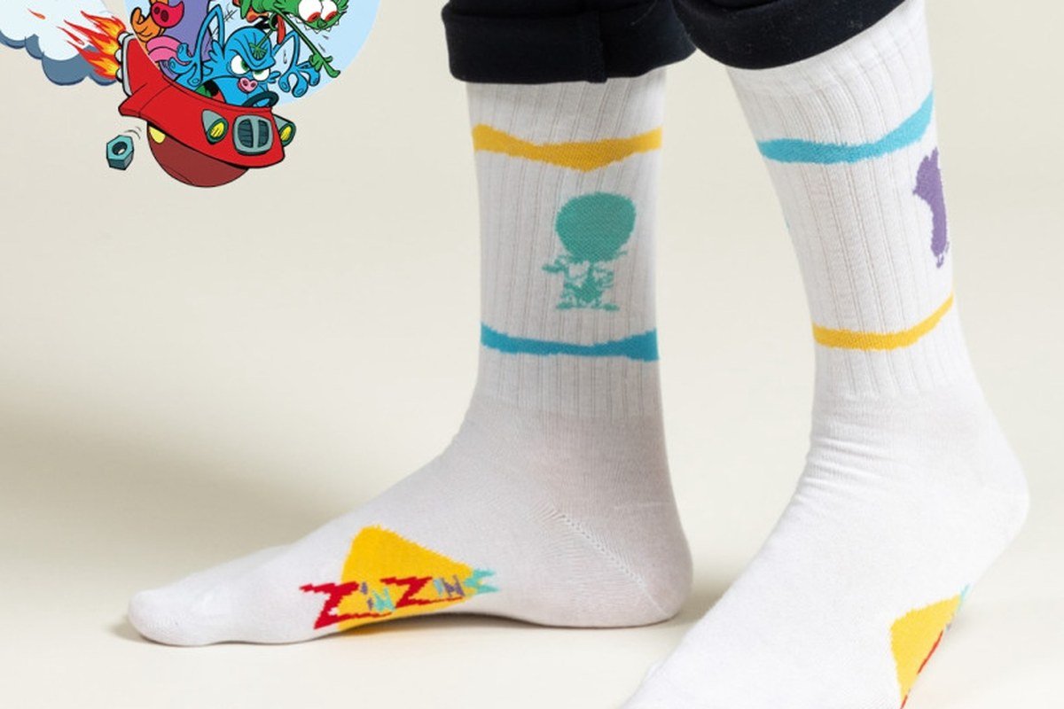 Label chaussette x xilam : oggy et les zinzins reviennent Chaussettes sport Label Chaussette Les Zinzins de l'Espace blanc et couleurs