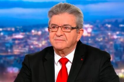 Jean-Luc Mélenchon publie sa Lettre au peuple de France pour la présidentielle 2027