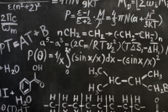 OpenAI : son IA résout une énigme mathématique de 80 ans