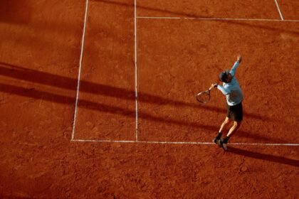 Roland-Garros : Fonseca, 19 ans, renverse Djokovic