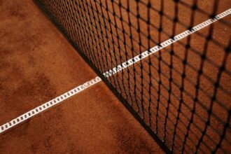 Roland-Garros : Daniel Jade, 17 ans, élimine Evans