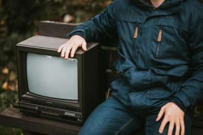 Audiences lundi 1er juin : L'été 36 leader pour son final