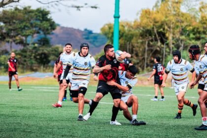 Top 14 : Toulouse signe un record historique en demi-finale, Dupont illumine Marseille