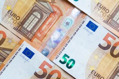 Dette publique : la France franchit le cap des 3 536 milliards d’euros