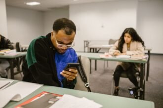 Bac 2026 : les sujets de philosophie dévoilés ce lundi matin trump menace vin français