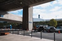 Grève aux aéroports parisiens : cinq syndicats unis contre le durcissement des badges lenny, kravitz, dévoile, nouvel, album