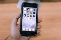 iOS 27 : les vraies fonctions IA d'Apple, au-delà de Siri