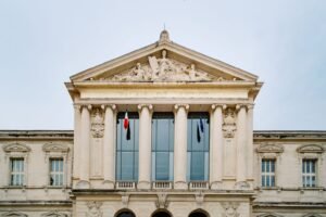 Lyhanna : Lecornu veut la perpétuité pour les viols en série