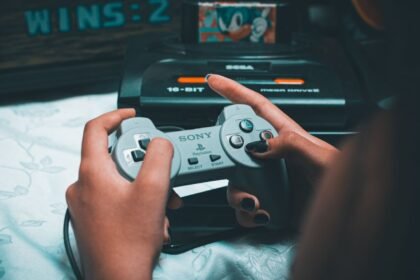 Steam machine : la console de valve arrive le 30 juin à 1 039 € Steam Machine : la console de Valve arrive le 30 juin à 1 039 €