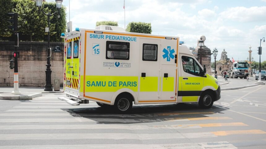 Grève des ambulanciers : plus de 200 manifestants à rennes pour réclamer une revalorisation Grève des ambulanciers : plus de 200 manifestants à Rennes pour réclamer une revalorisation
