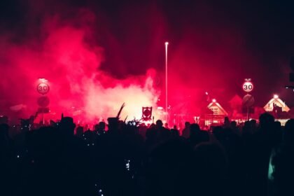 Morbihan : une rave-party illégale réunit 1 500 personnes en pleine alerte rouge canicule