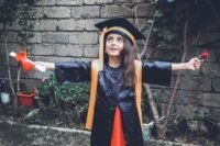 Agnès, 9 ans, devient la plus jeune diplômée du brevet de l'histoire de france france, 4, fait, peau, neuve