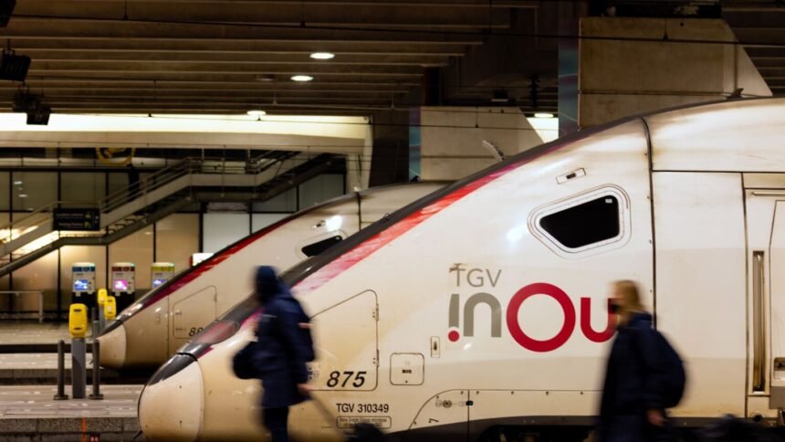 Lgv sud-est : nuit de galère pour 130 trains après un incendie en seine-et-marne LGV Sud-Est : nuit de galère pour 130 trains après un incendie en Seine-et-Marne