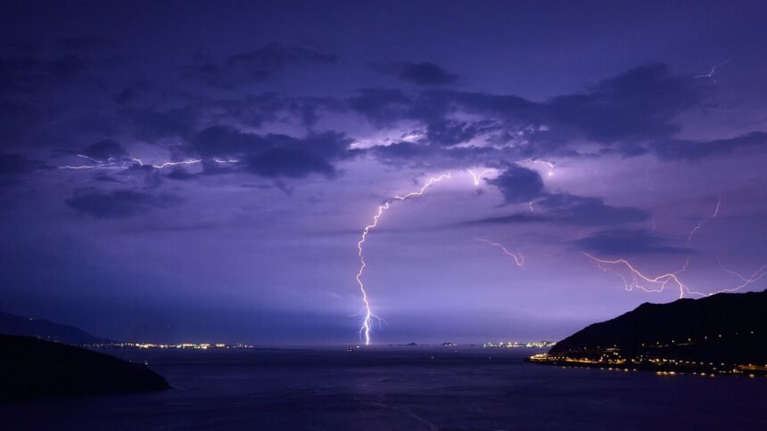 Météo : neuf départements en vigilance orange aux orages pour ce mercredi vigilance orange orages