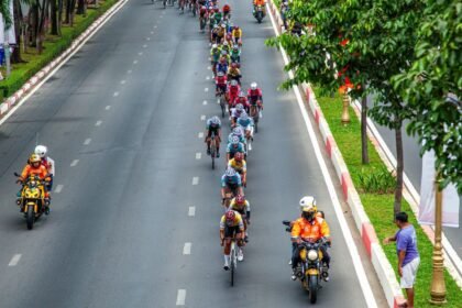 Tour de France : Wærenskjold s&rsquo;impose dans la plus rapide étape de l&rsquo;histoire à Nevers