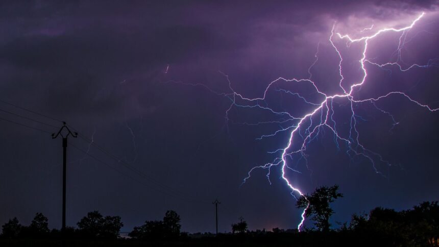 Orages meurtriers : deux victimes en france après une nuit de tempêtes violentes Orages meurtriers : deux victimes en France après une nuit de tempêtes violentes