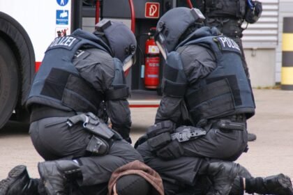 Le maire d&rsquo;Alès exfiltré par le RAID après des menaces de mort de la DZ Mafia