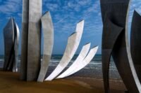 Normandie : les plages du débarquement inscrites au patrimoine mondial de l'unesco schtroumpfs, kart, disponible, playstation, 5