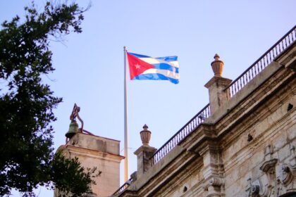 Cuba : Díaz-Canel accuse Washington de vouloir « s’approprier » l’île