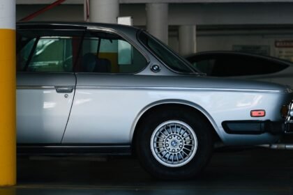 Automobile : BMW annonce la suppression de 8 000 postes d&rsquo;ici 2027