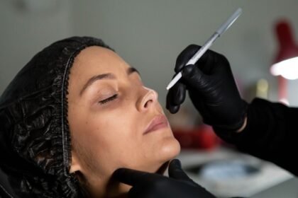 Nice : une femme meurt après un botox illégal dans un salon d&rsquo;esthétique