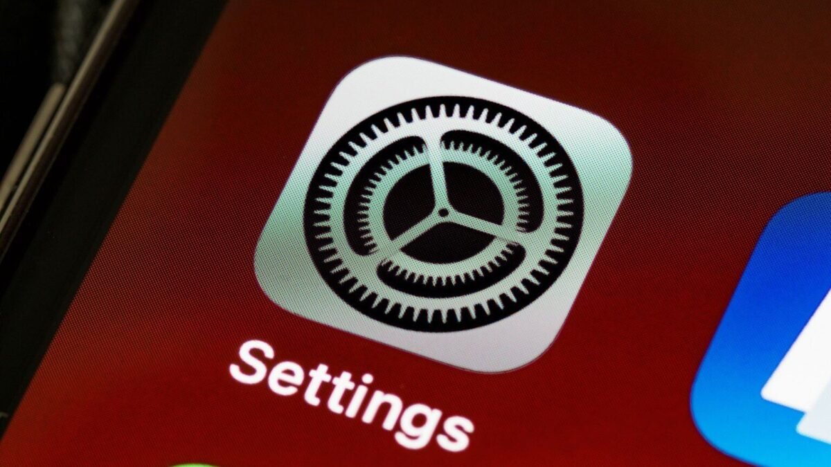 Apple : bénéfice record de 29,8 milliards de dollars, l&rsquo;action chute de 4 %