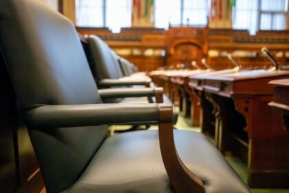 L'Assemblée nationale vote pour l'imprescriptibilité des crimes sur mineurs