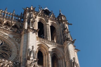 Orléans : coincés au sommet de la cathédrale, ils voulaient filmer avec un drone