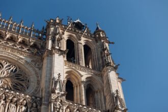 Orléans : coincés au sommet de la cathédrale, ils voulaient filmer avec un drone