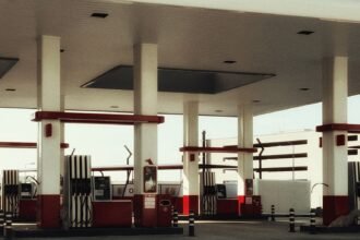 Carburant : le gazole repasse au-dessus de 2 euros le litre en plein départ en vacances Carburant : le gazole repasse au-dessus de 2 euros le litre en plein départ en vacances