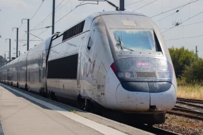 Incendies : la SNCF suspend tous les TGV au sud de Bordeaux