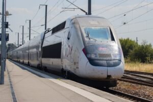 Incendies : la sncf suspend tous les tgv au sud de bordeaux Incendies : la SNCF suspend tous les TGV au sud de Bordeaux