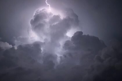 Orages : 10 départements en vigilance orange ce vendredi après-midi