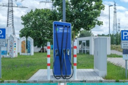 Voitures électriques : la flambée du pétrole dope les ventes en 2026