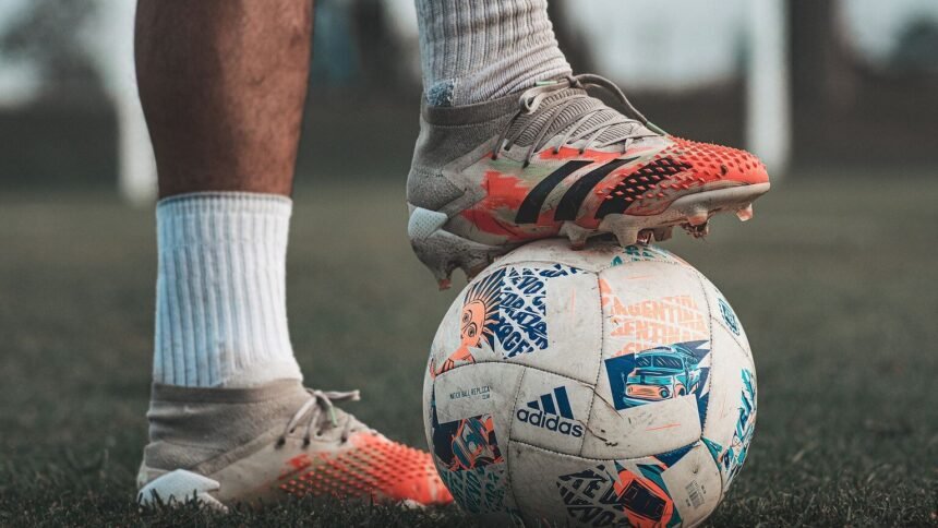 Zidane portera du nike avec les bleus, sauf ses crampons Zidane portera du Nike avec les Bleus, sauf ses crampons
