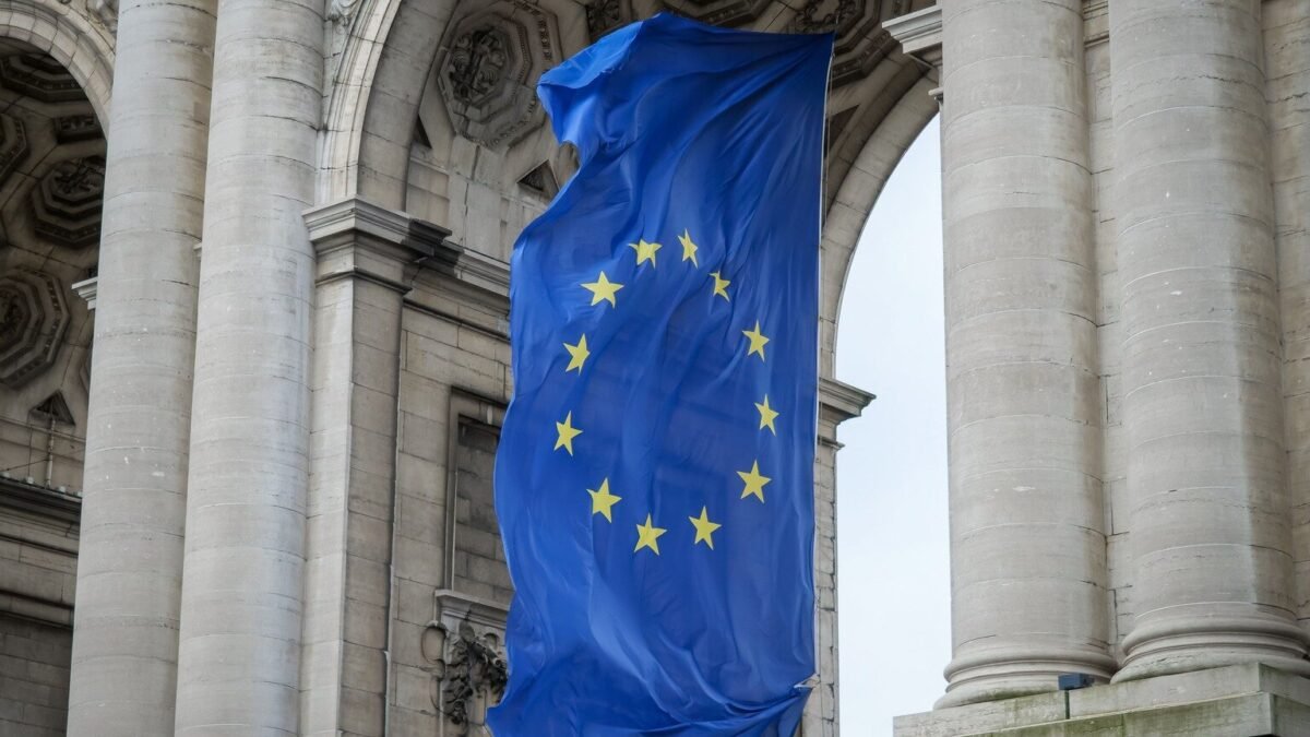 IA : l&rsquo;étiquetage des contenus obligatoire dès le 2 août